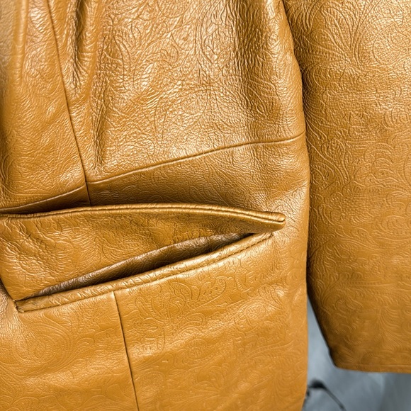 Terry Lewis Stiff Leather Jacket Embossed Paisley Pattern Single Button Lined - Picture 3 of 10